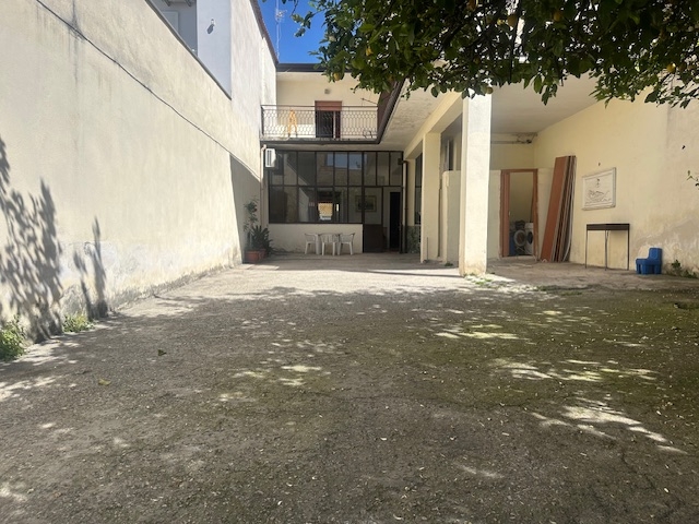 Casa indipendente con terrazzo a San Marcellino