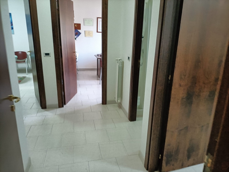 Quadrilocale con terrazzi a Aversa