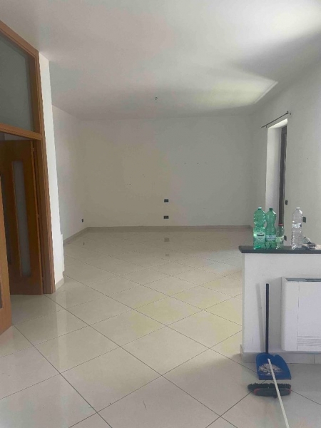 Appartamento con terrazzo a Lusciano