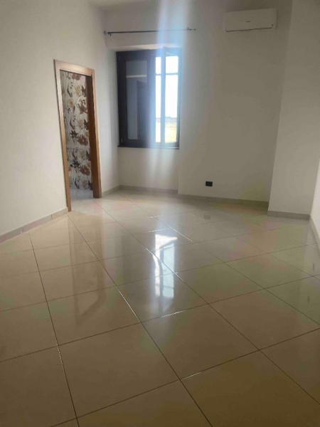 Appartamento con terrazzo a Lusciano