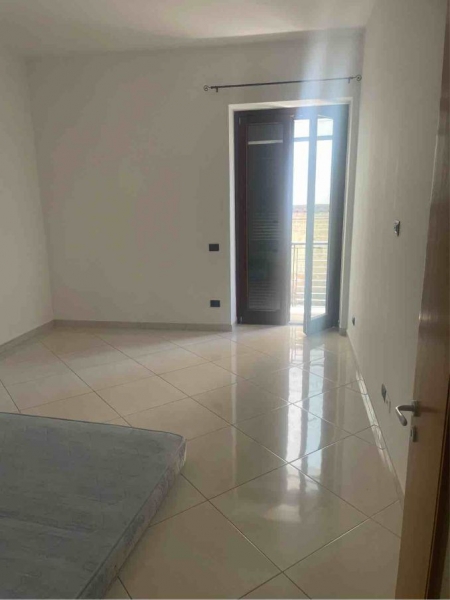 Appartamento con terrazzo a Lusciano