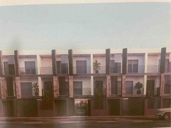 Villa con giardino a Parete