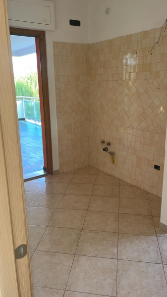 Quadrilocale con terrazzo a Trentola-Ducenta