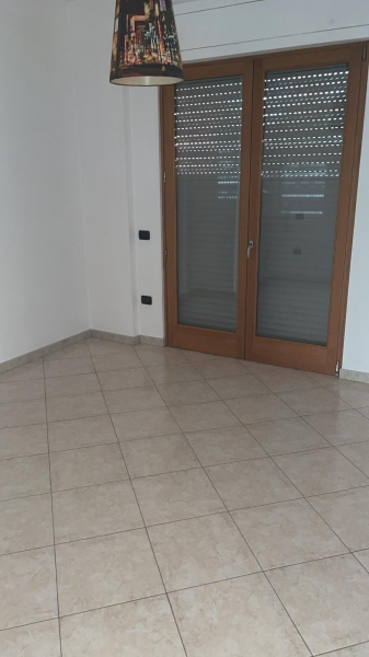 Quadrilocale con terrazzo a Trentola-Ducenta