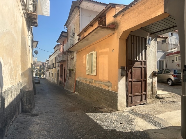 Trilocale in vendita a Parete