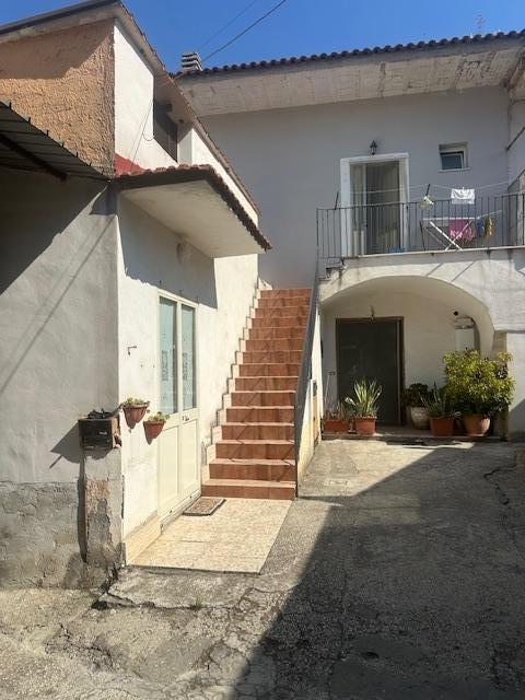 Trilocale in vendita a Parete