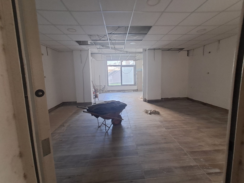 Ufficio classe A4 a Trentola-Ducenta