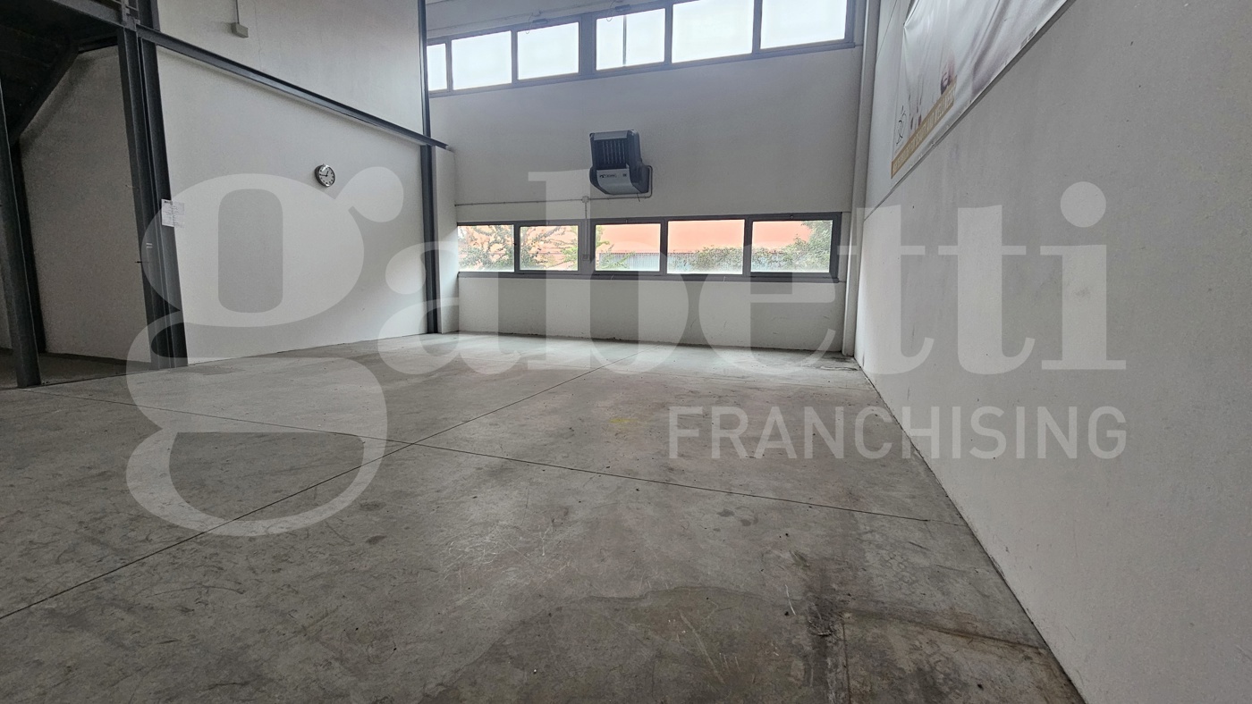 Capannone in affitto a Bologna