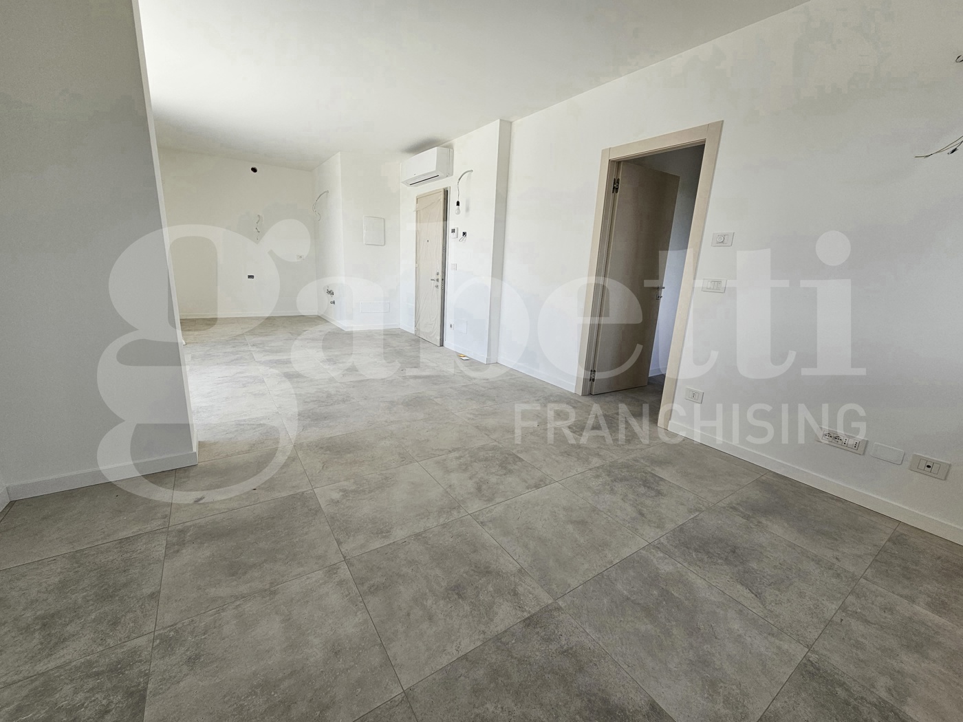 Quadrilocale nuovo a Bologna