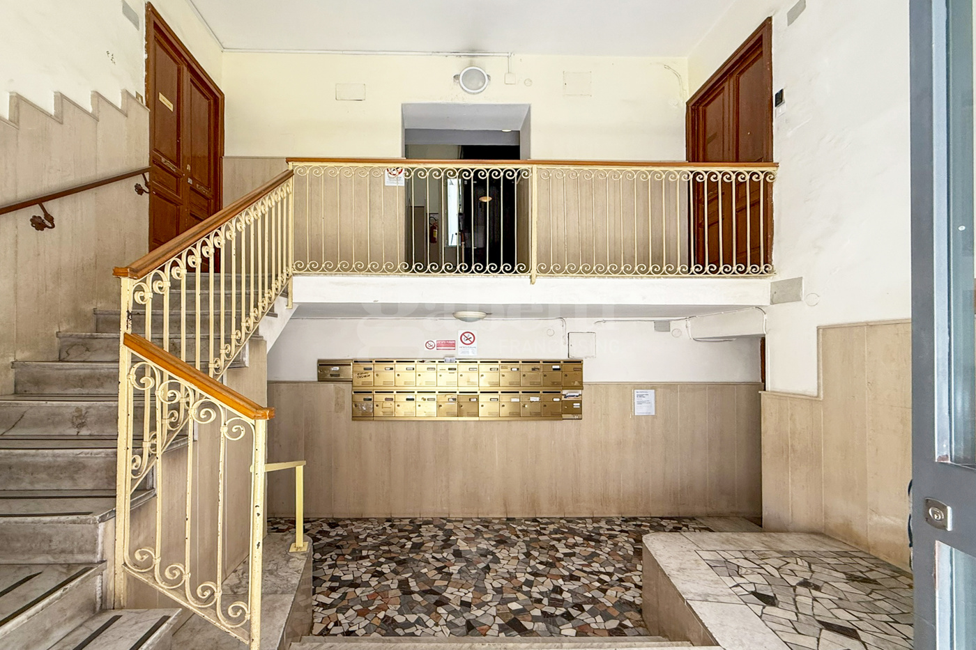 Quadrilocale in vendita a Napoli