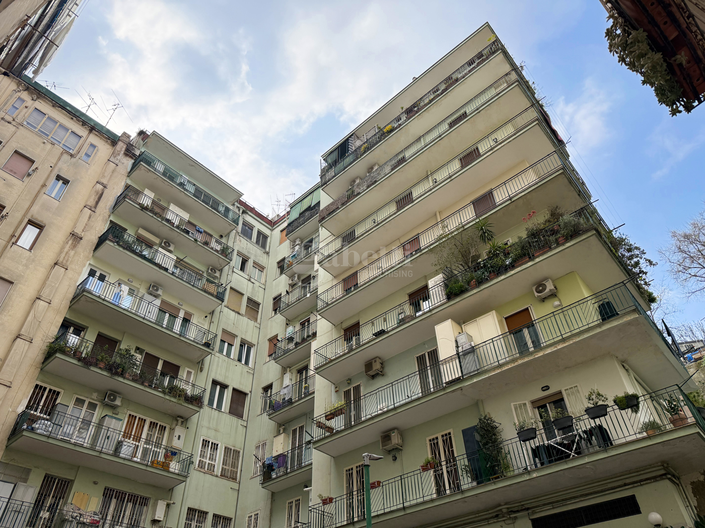 Appartamento in vendita a Napoli