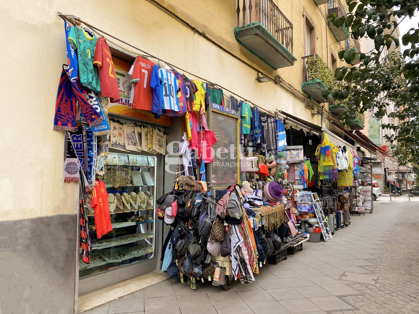 Negozio in vendita a Napoli