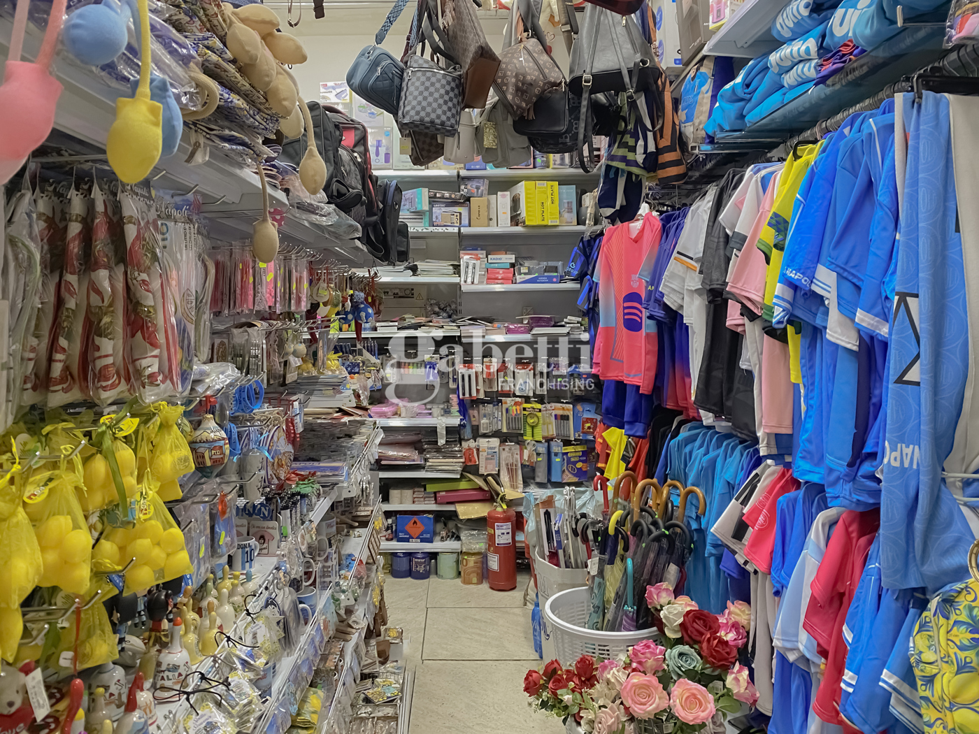 Negozio in vendita a Napoli