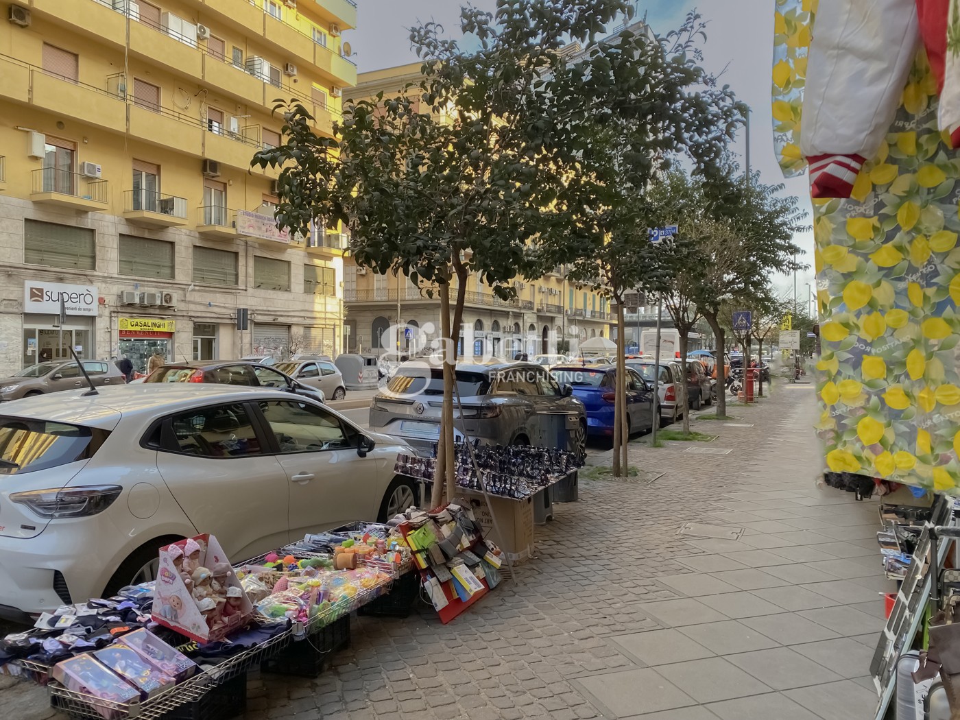 Negozio in vendita a Napoli