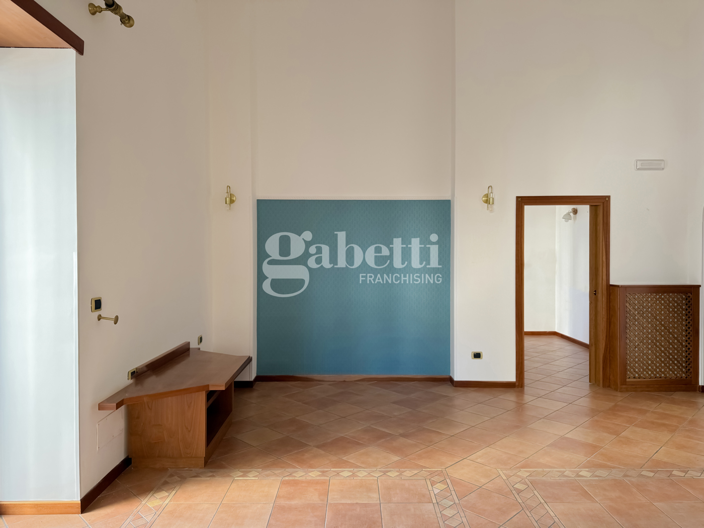 Trilocale in affitto a Napoli