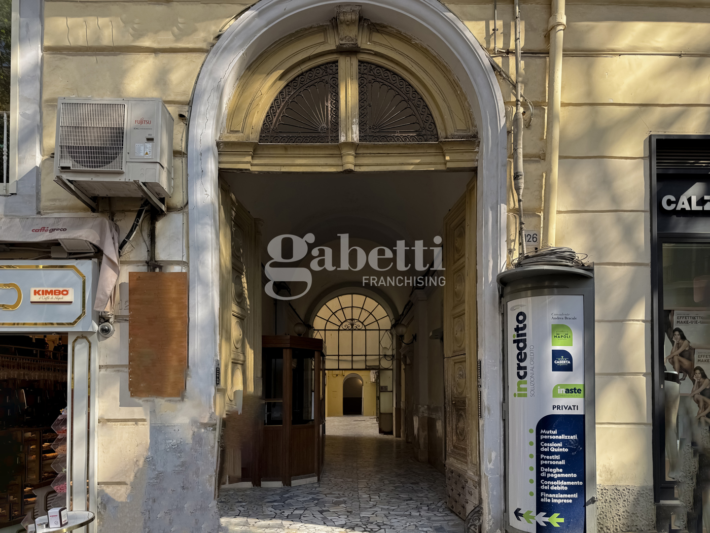 Trilocale in affitto a Napoli