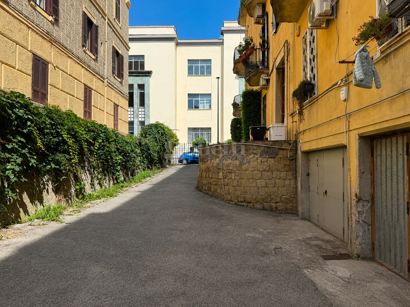 Box/Garage 33mq in affitto a Napoli