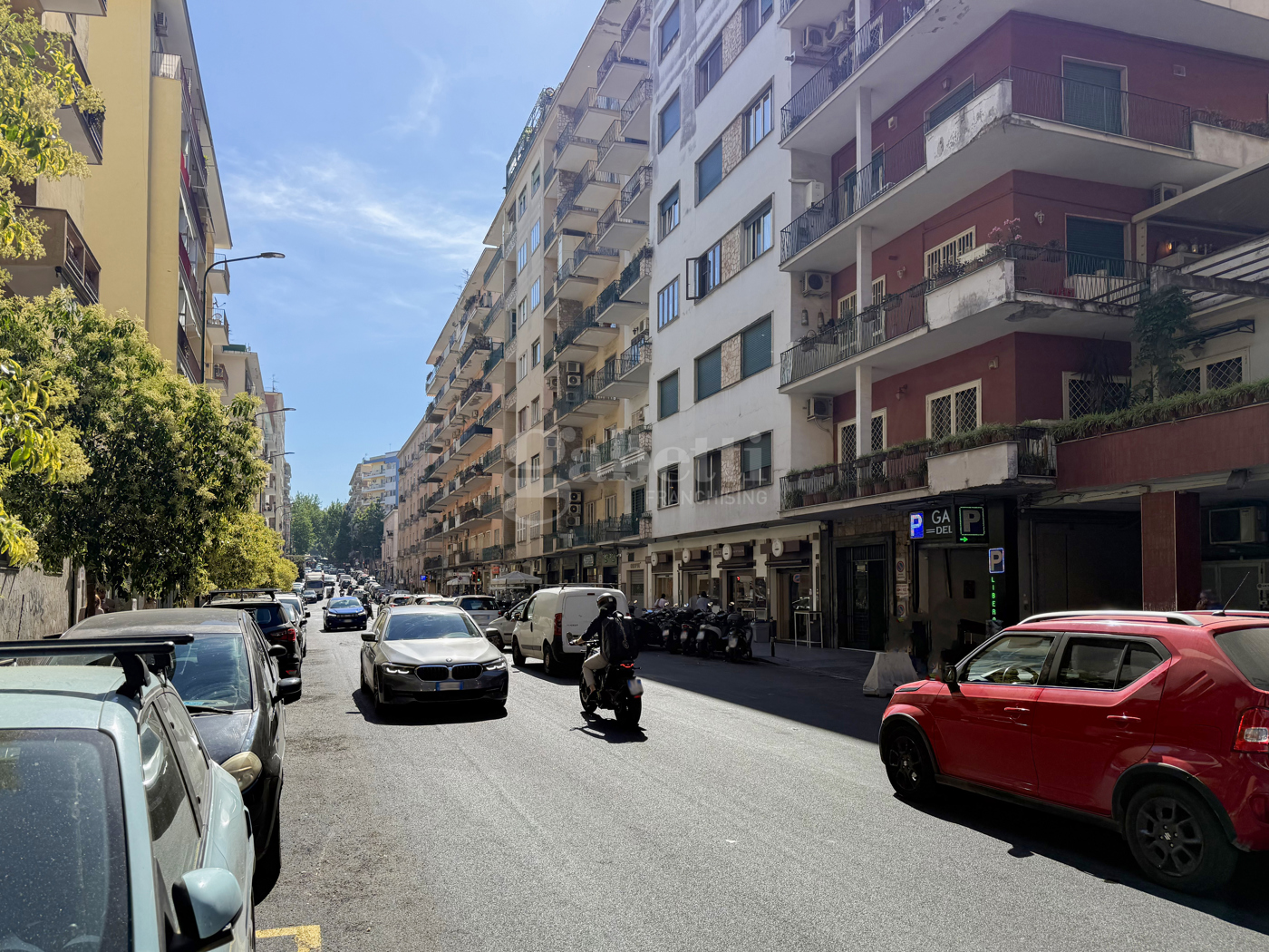 Appartamento con box a Napoli