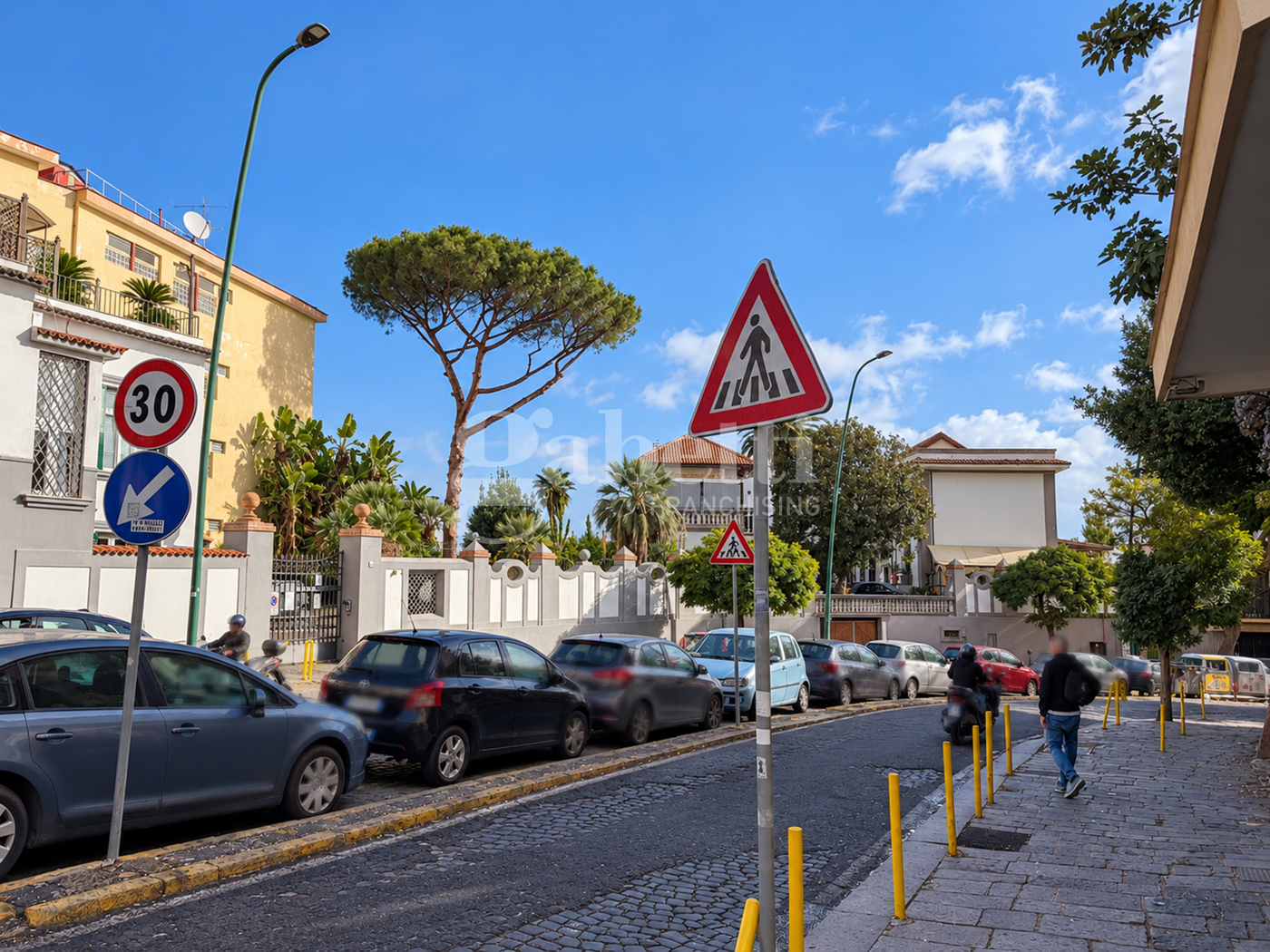 Quadrilocale in affitto a Napoli