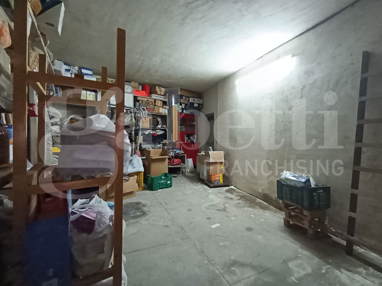 Box/Garage 26mq in vendita a Siracusa