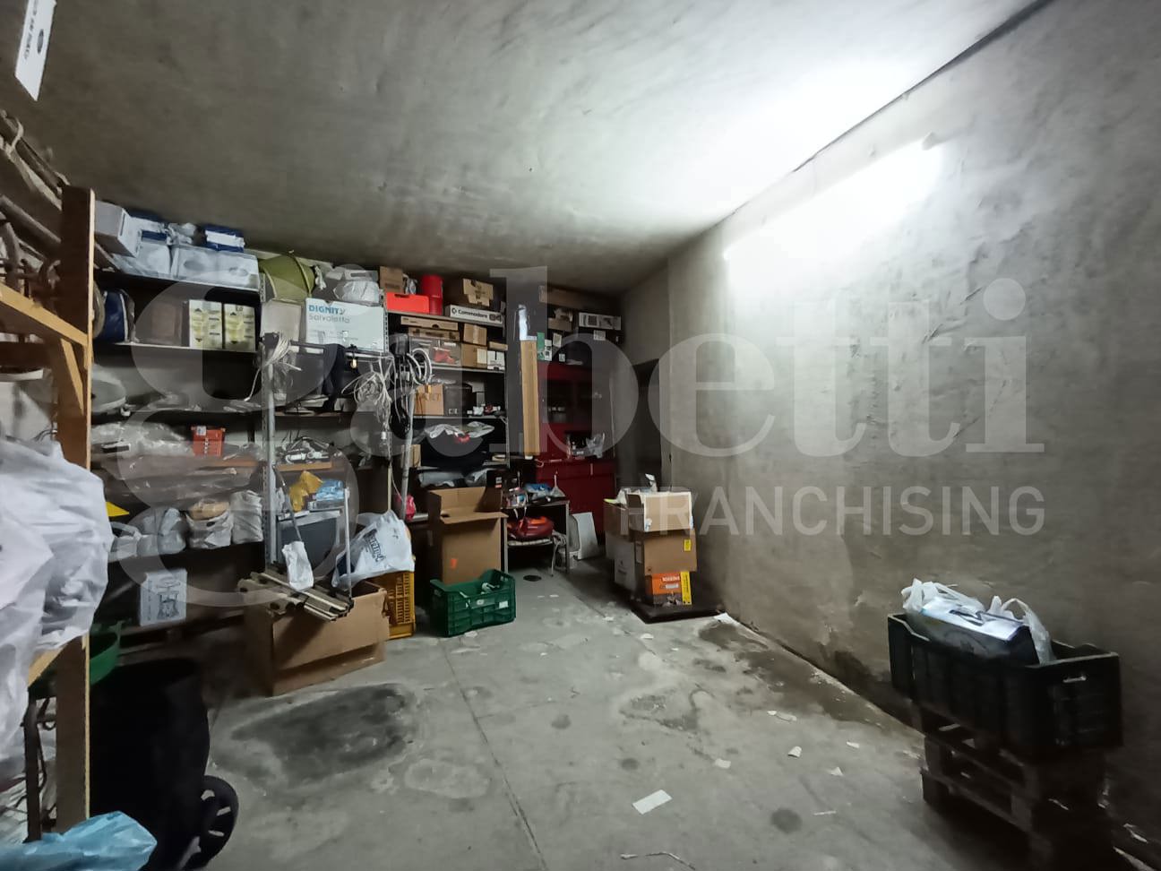 Box/Garage 26mq in vendita a Siracusa