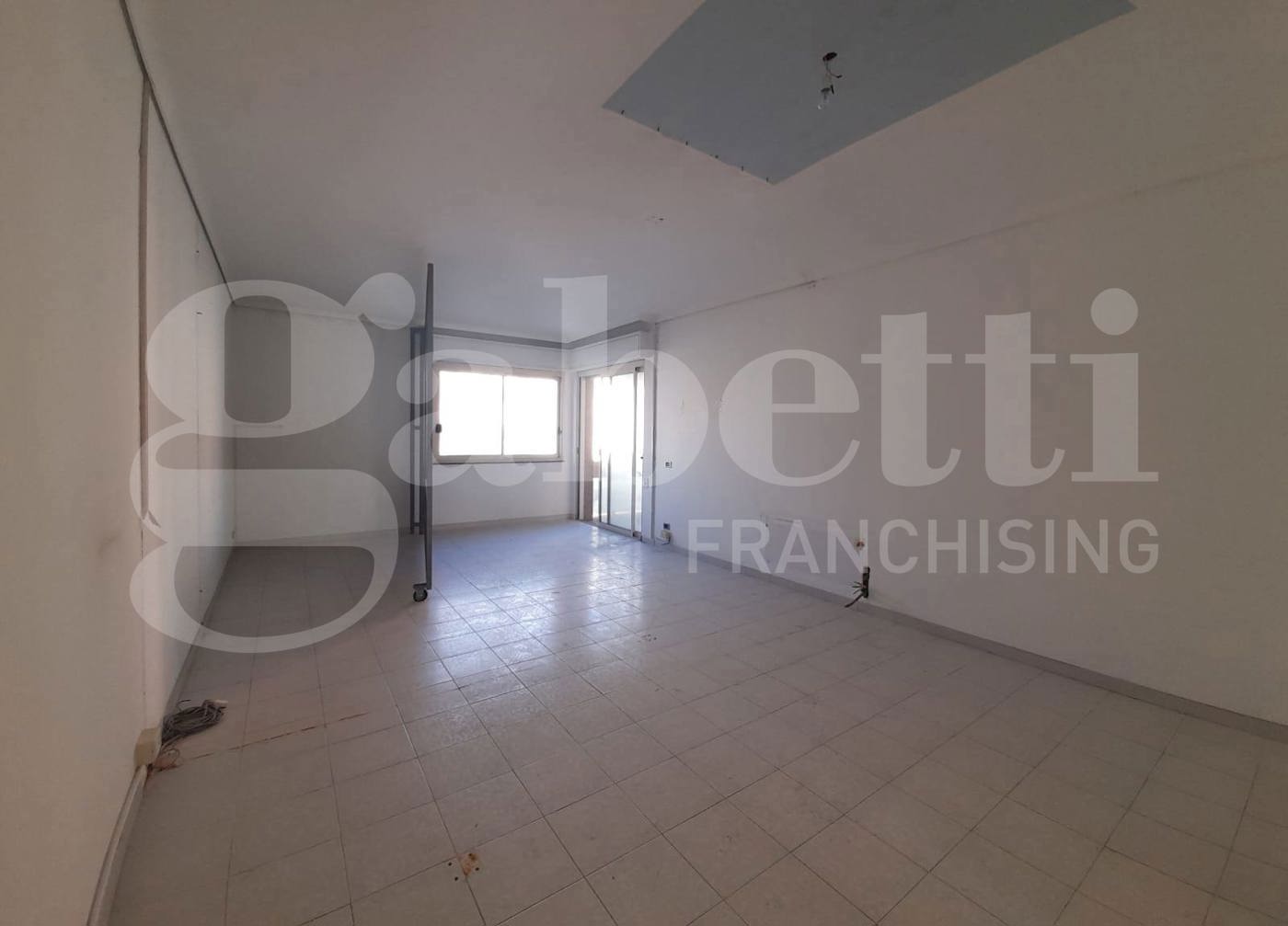 Trilocale da ristrutturare a Siracusa