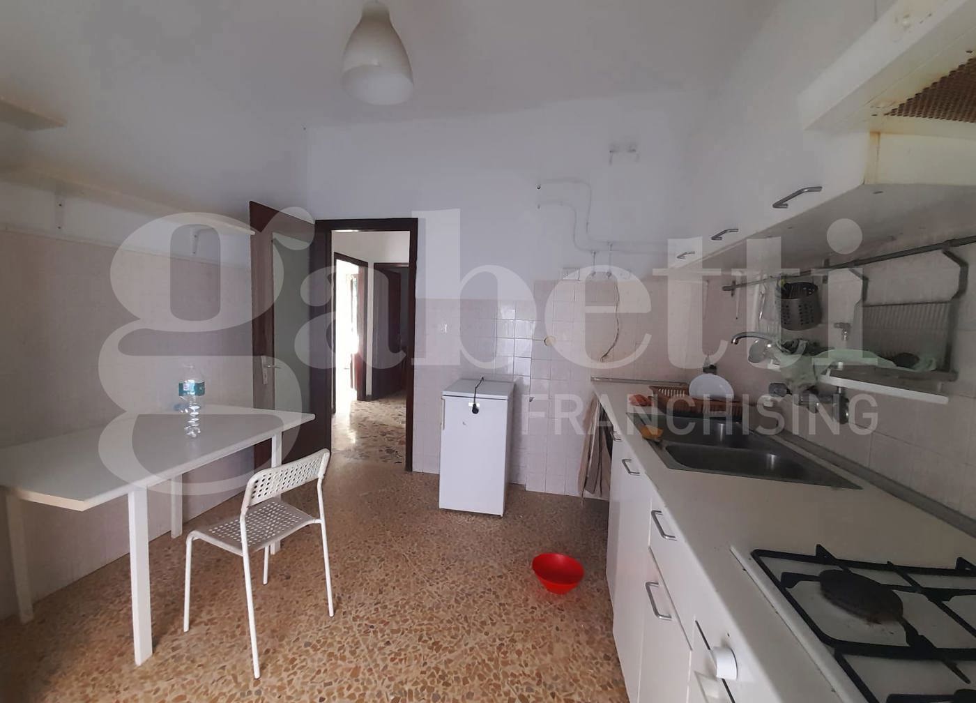 Quadrilocale da ristrutturare a Siracusa
