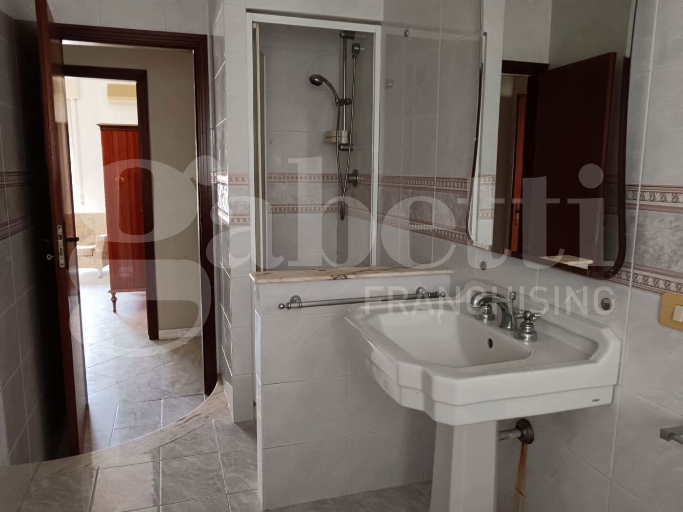 Quadrilocale in vendita a Siracusa