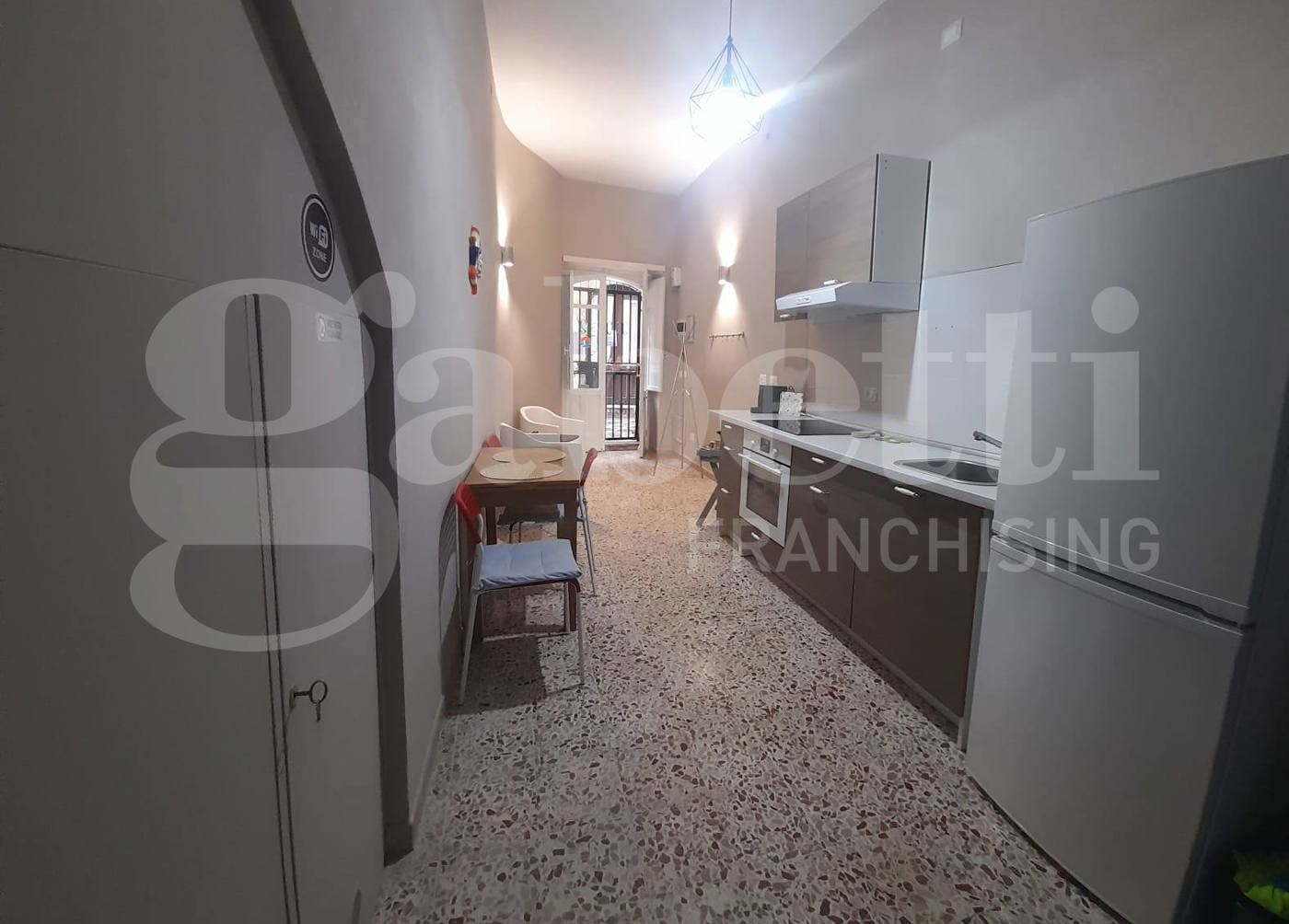 Casa indipendente arredata in affitto a Siracusa