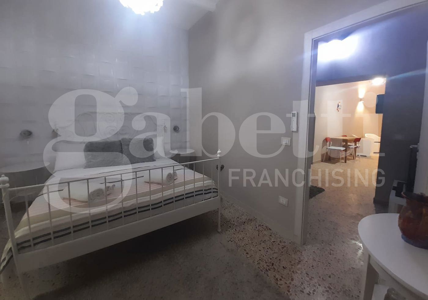 Casa indipendente arredata in affitto a Siracusa