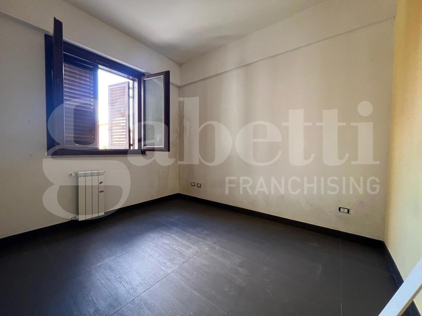 Trilocale con box a Siracusa