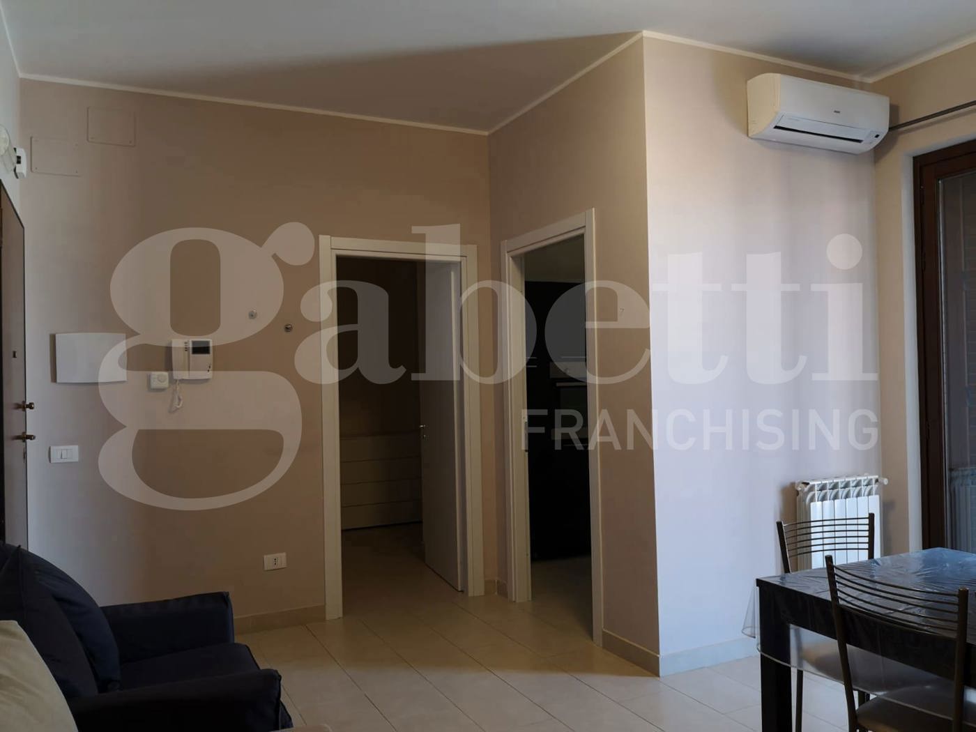 Trilocale arredato in affitto a Siracusa