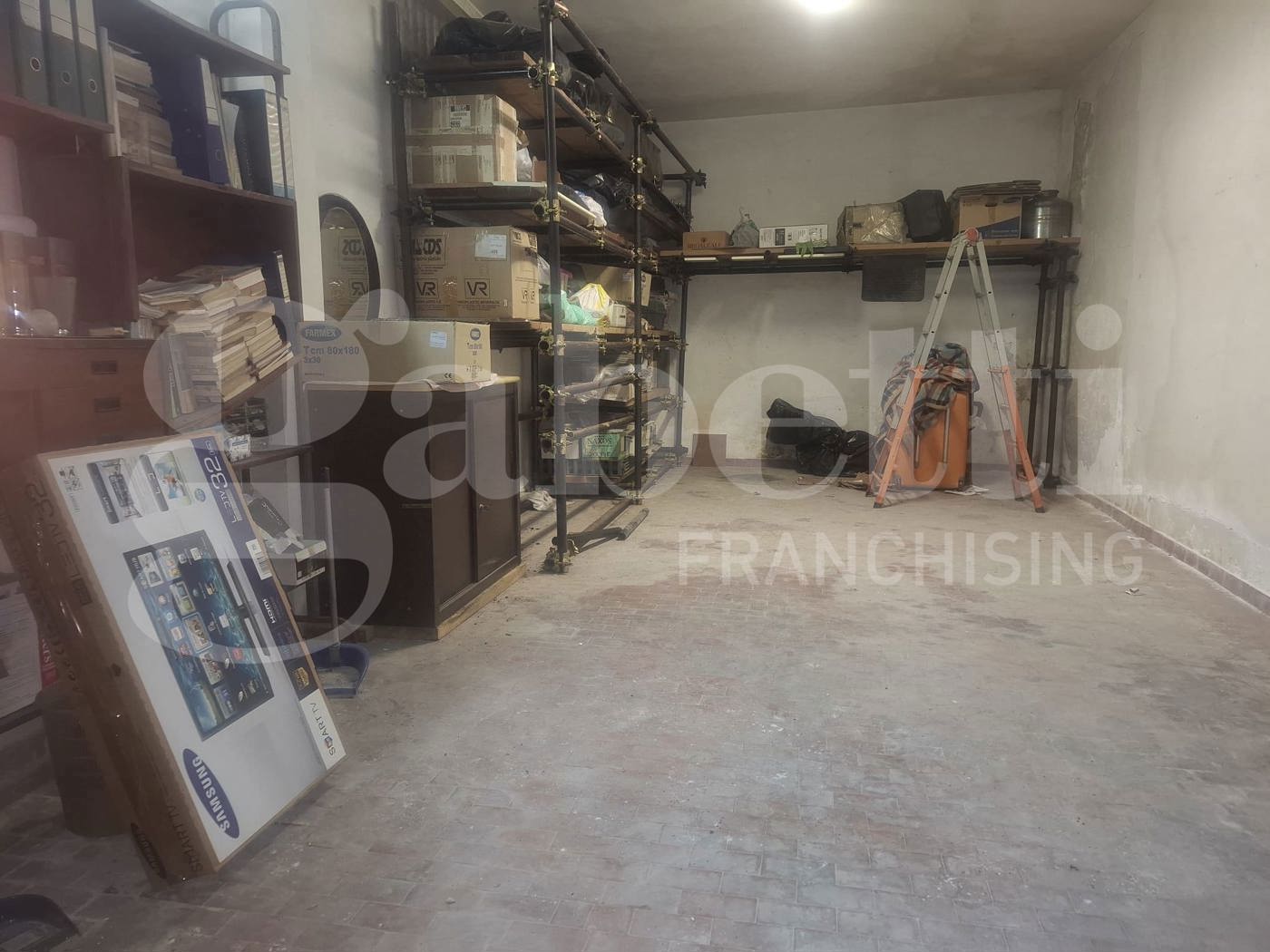 Box/Garage 37mq in vendita a Siracusa