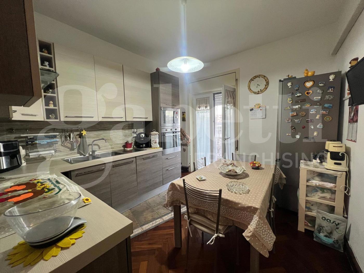 Quadrilocale in vendita a Siracusa