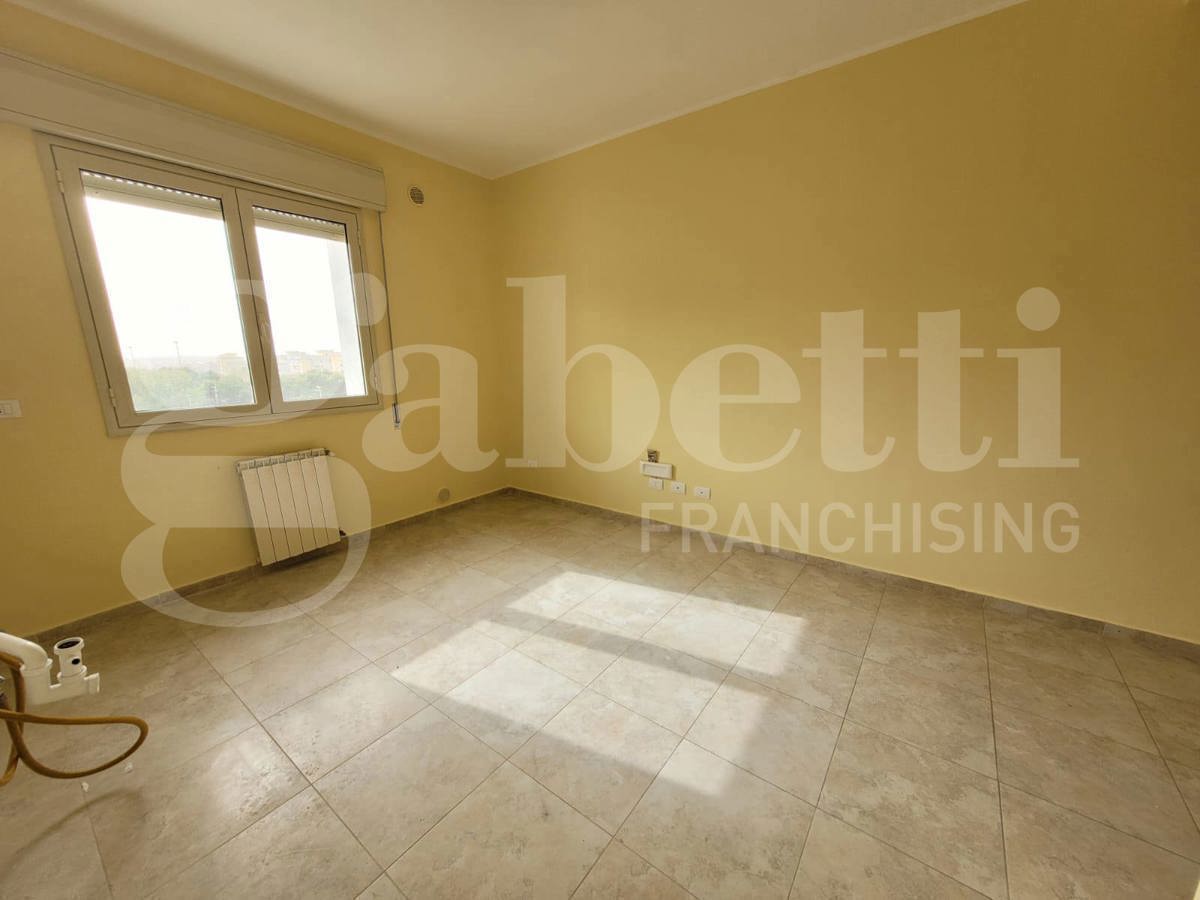 Trilocale con box a Siracusa