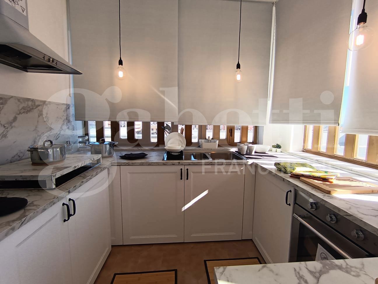 Attico arredato in affitto a Siracusa