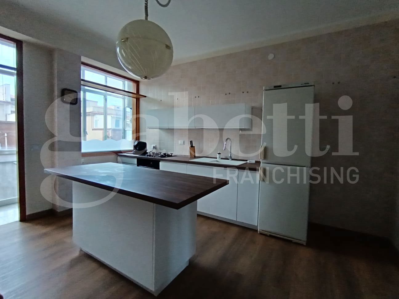 Quadrilocale arredato in affitto a Siracusa