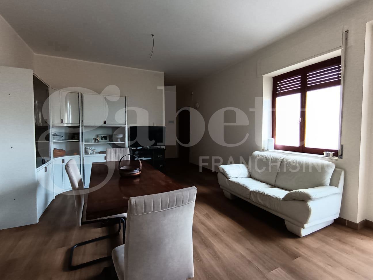 Quadrilocale arredato in affitto a Siracusa