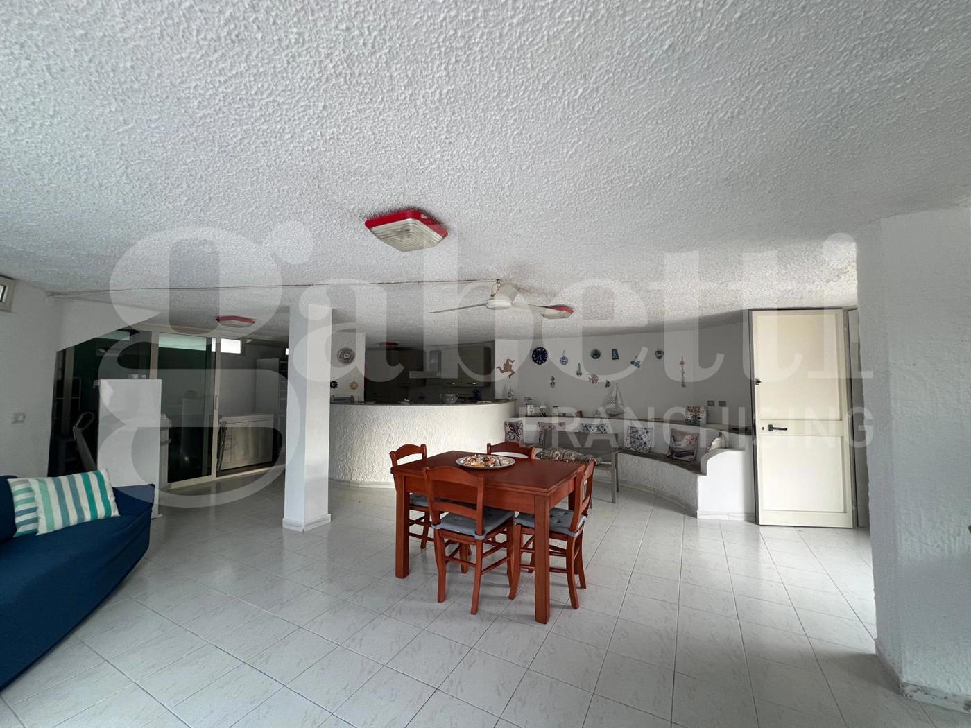 Villa con box doppio a Siracusa