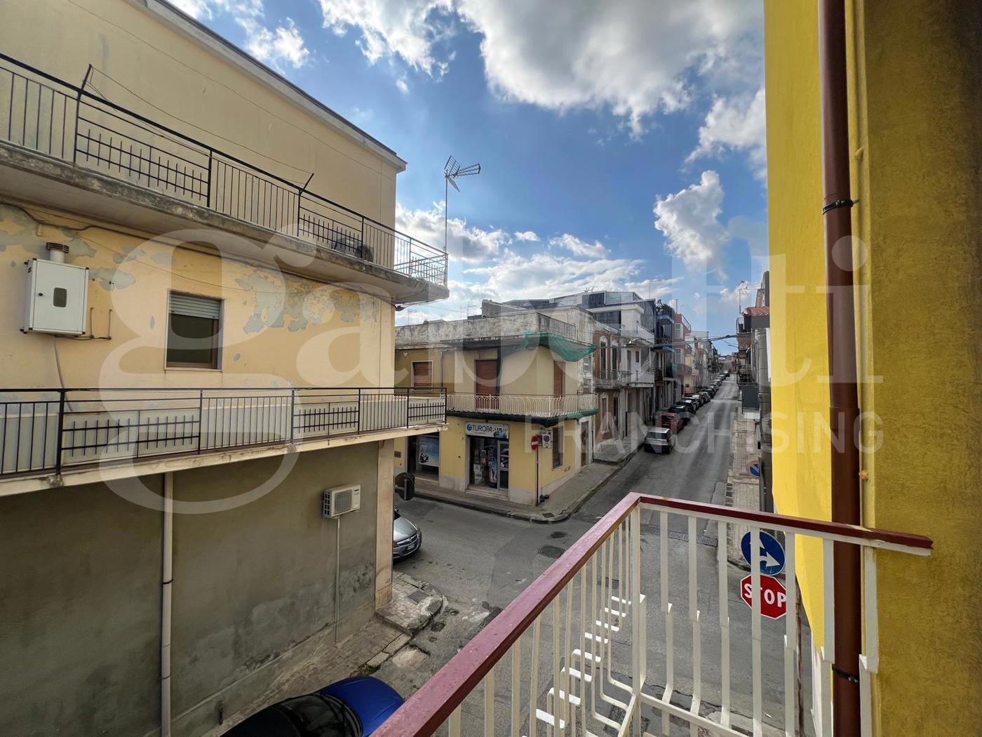 Trilocale ristrutturato a Solarino