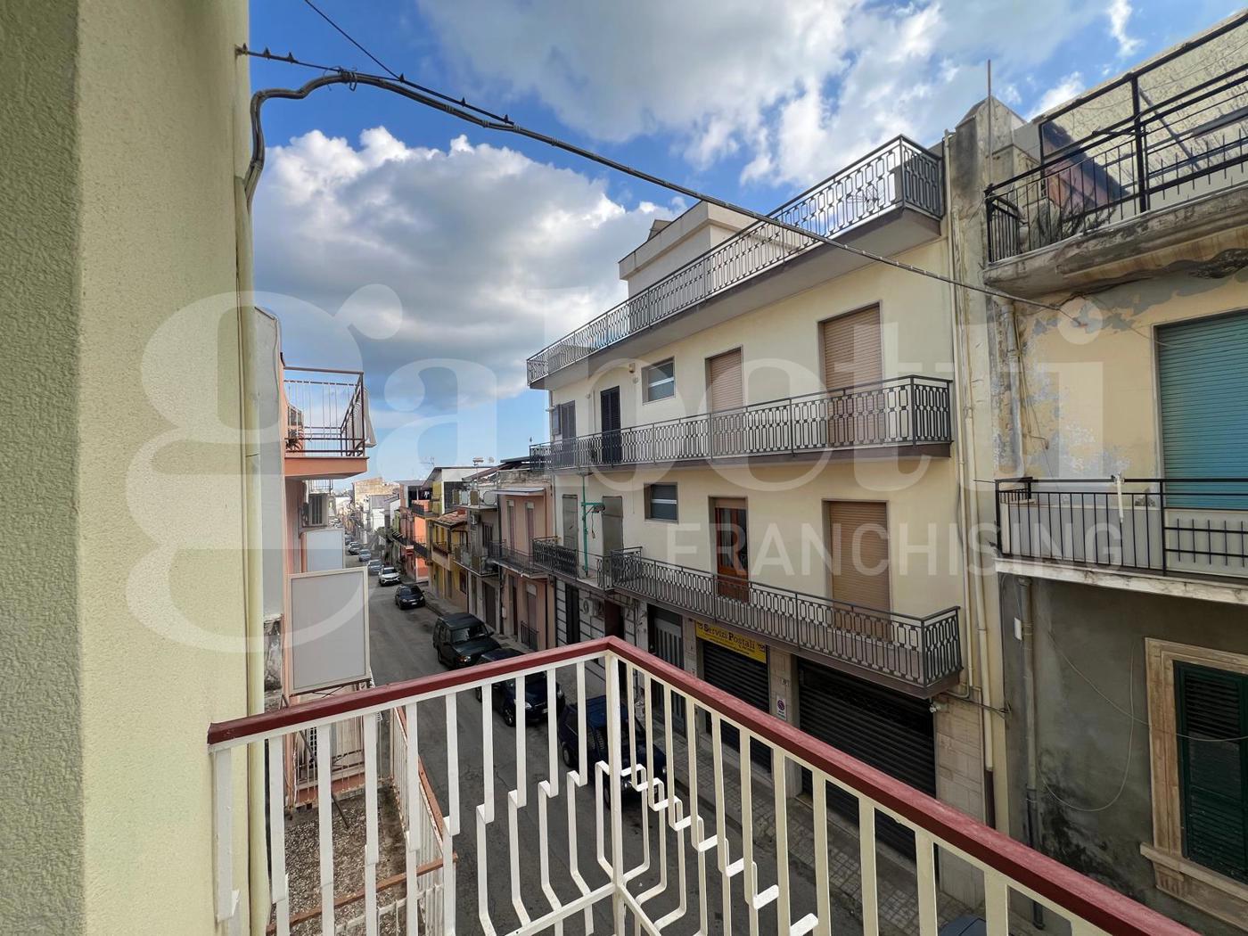 Trilocale ristrutturato a Solarino