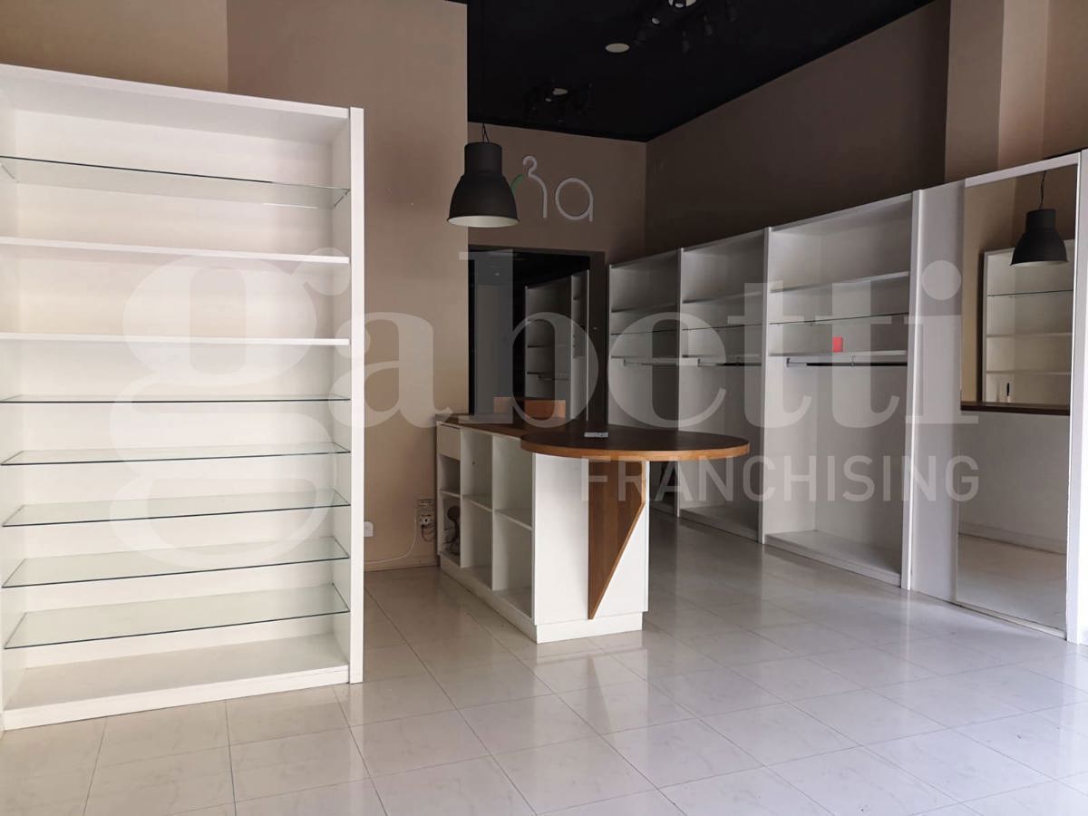 Negozio in affitto a Siracusa