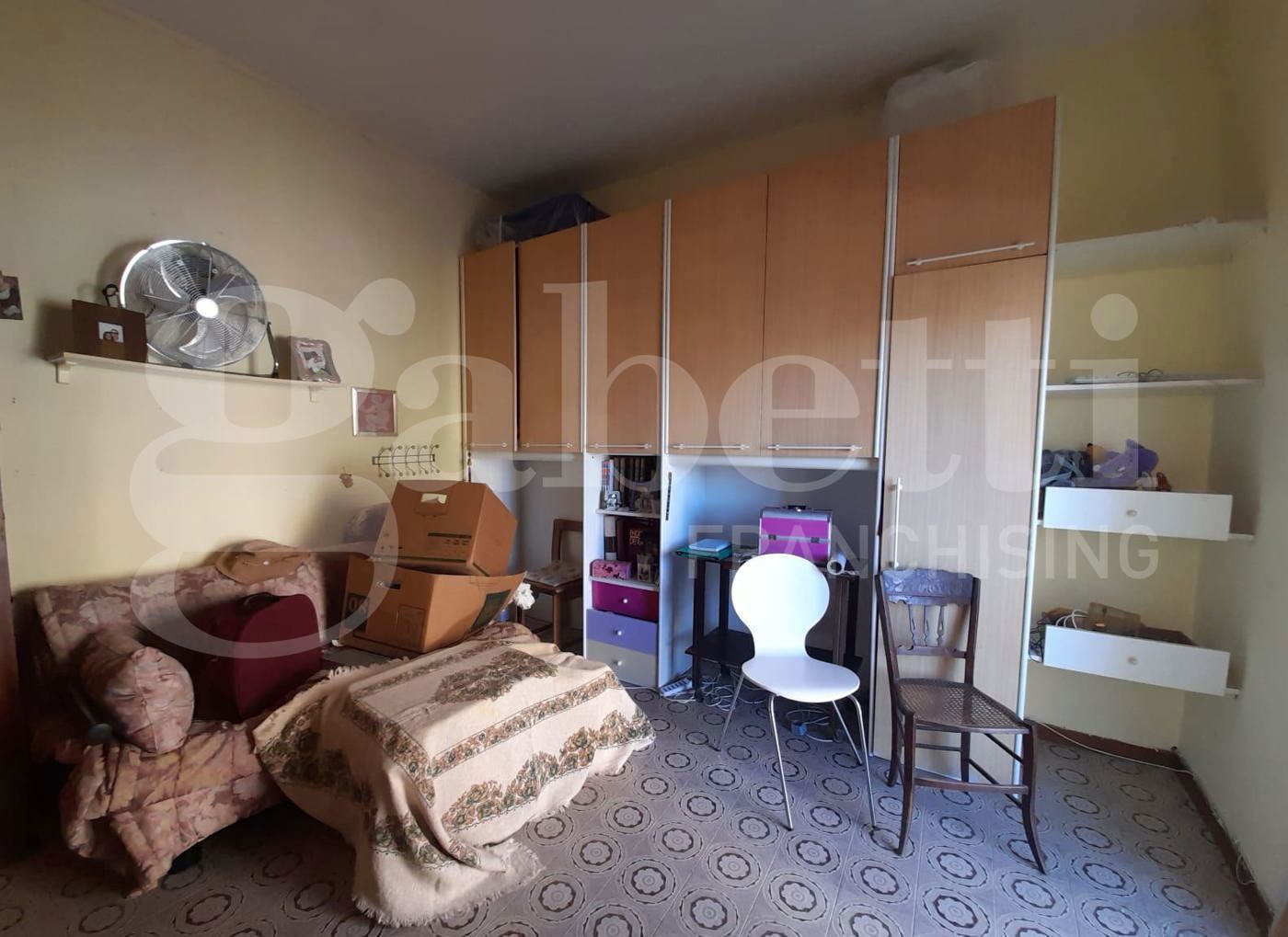 Quadrilocale da ristrutturare a Siracusa