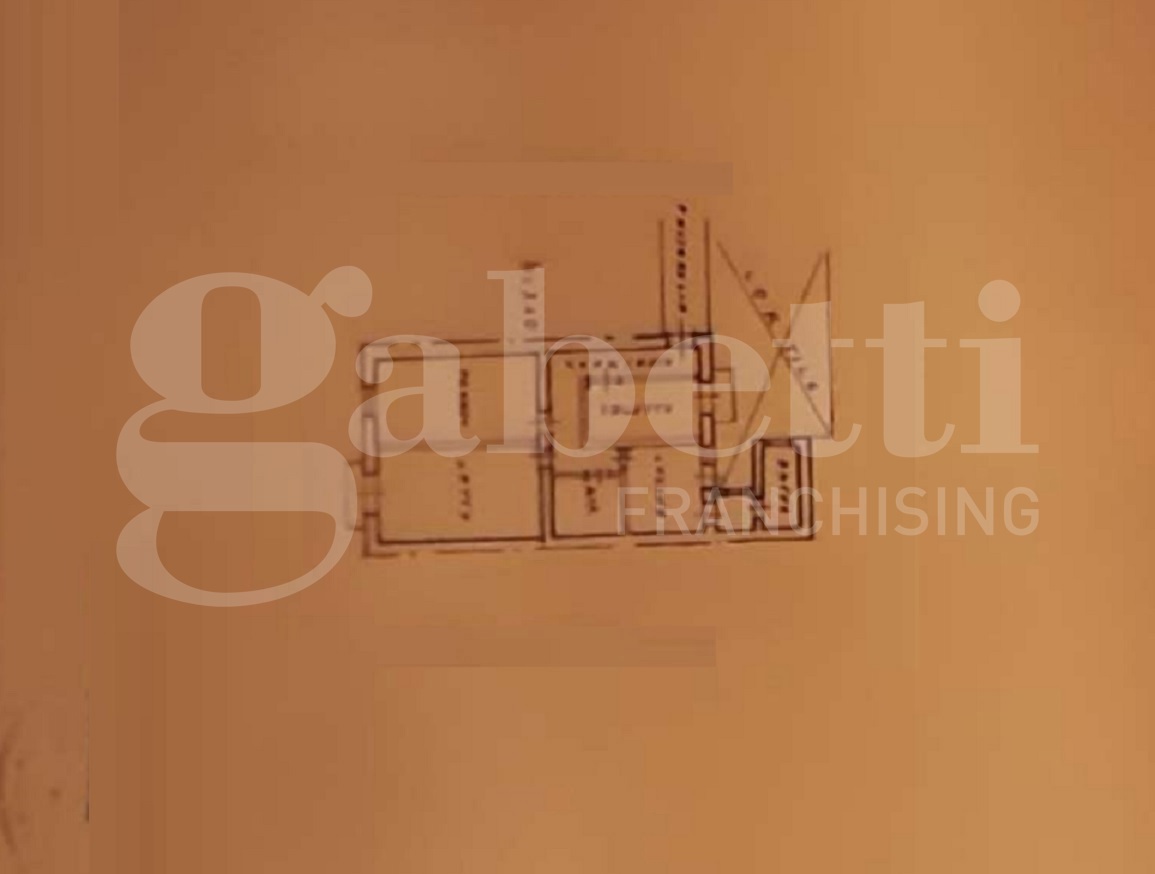 Trilocale da ristrutturare a Siracusa