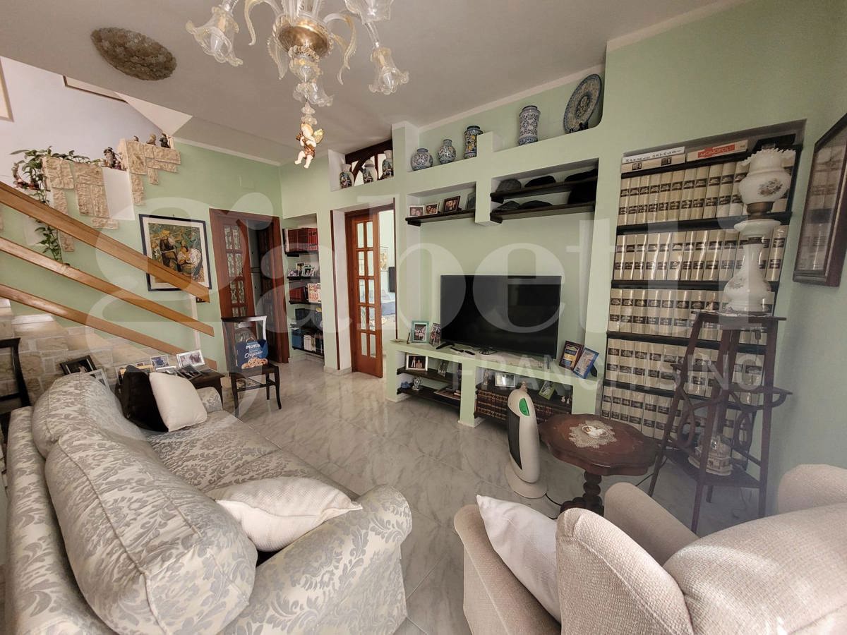 Villa Bifamiliare in vendita a Siracusa