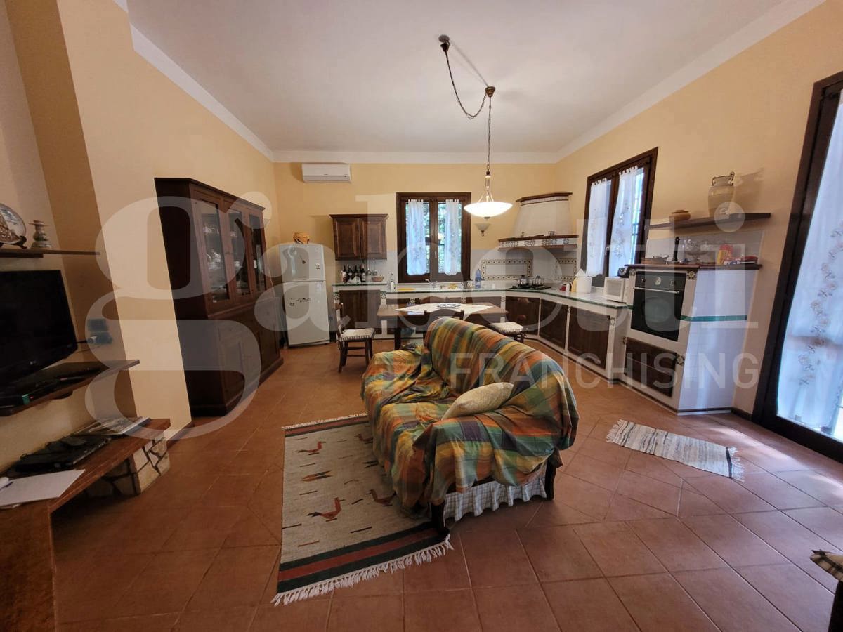 Villa con giardino a Siracusa