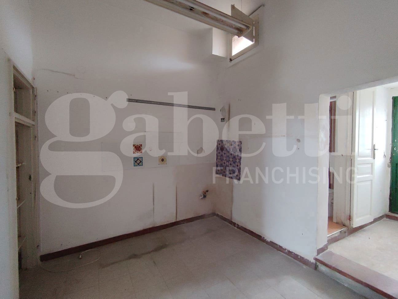 Casa indipendente con giardino a Siracusa