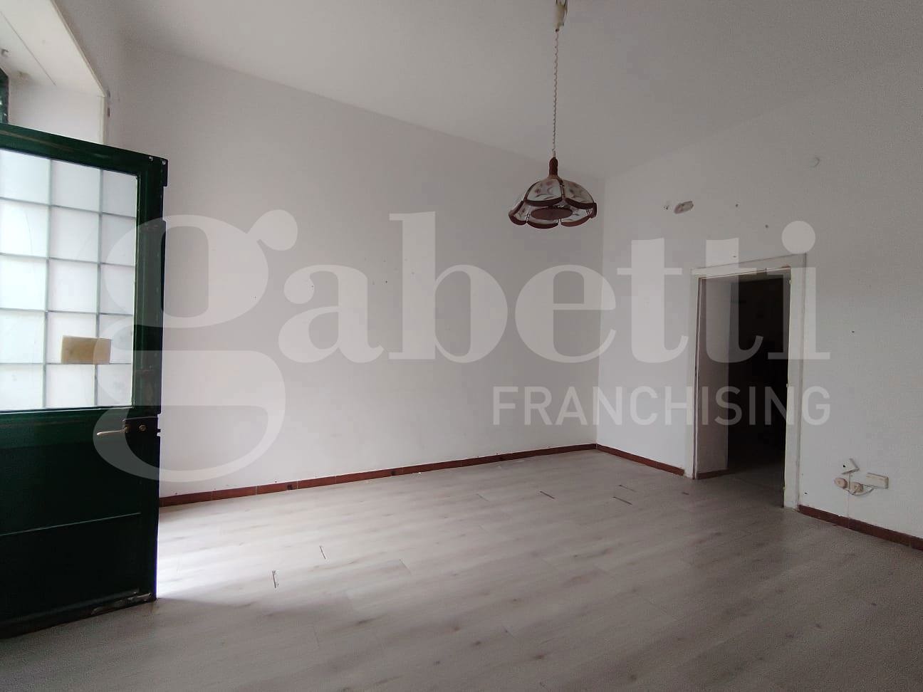 Casa indipendente con giardino a Siracusa