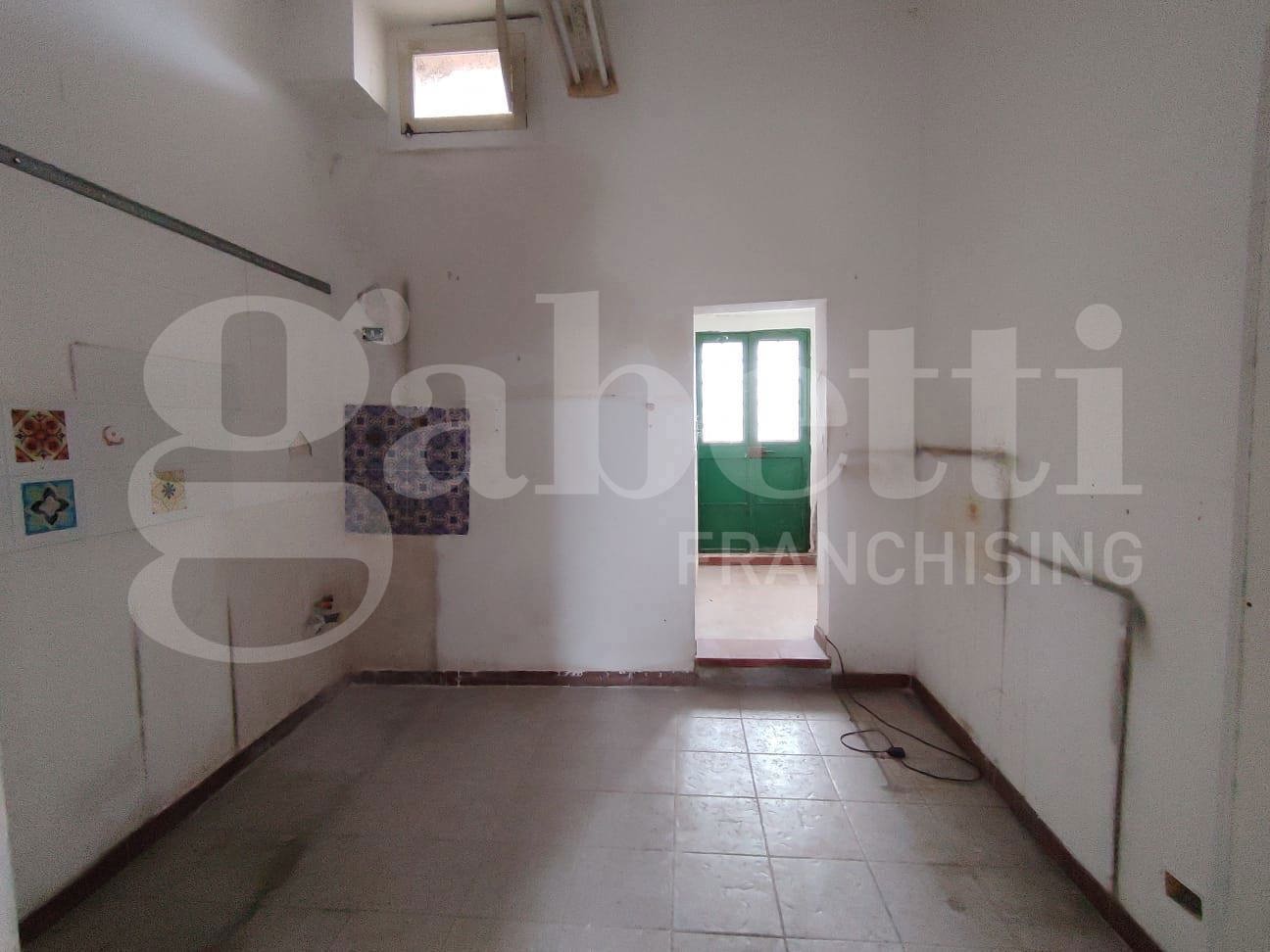 Casa indipendente con giardino a Siracusa