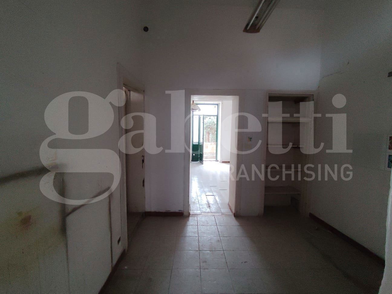 Casa indipendente con giardino a Siracusa